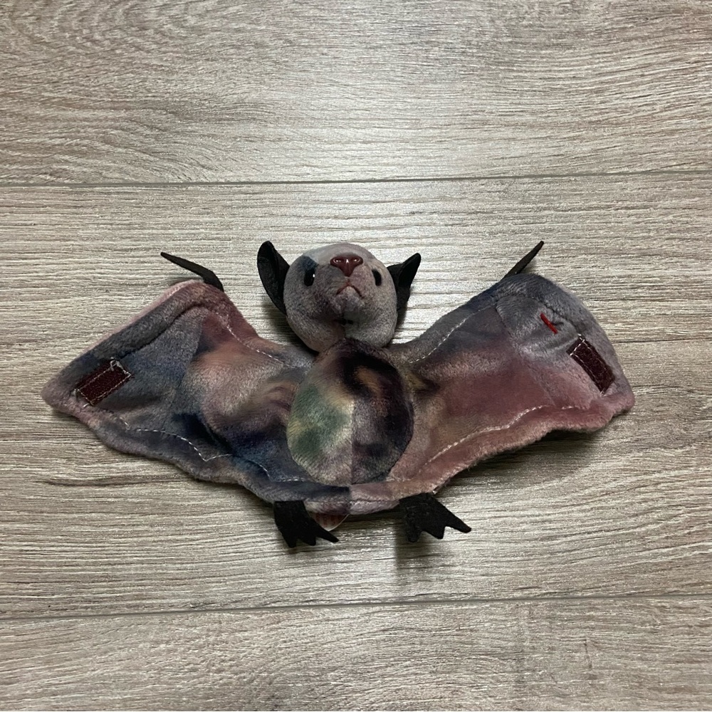 Batty Tie Dyed Bat Vintage with Errors 218 Stamp Inside Tush Tag Retired